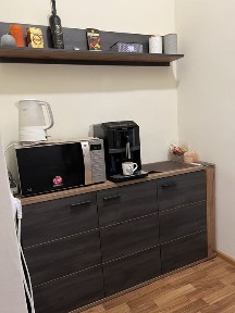 Оренда місця майстра манікюру