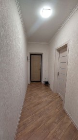 Продам 2-кімнатну квартиру. Вул. Київська, 24.