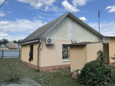 Продам будинок в самому центрі