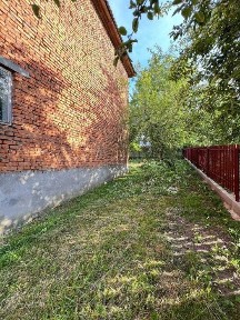 Продається 2-поверховий будинок с. Коросне, біля Перемишлян