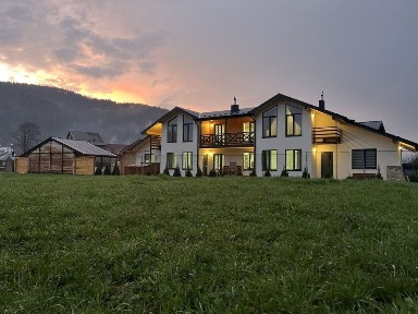 Відпочинок в карпатах,Privat-Villa,відпочинок в Микуличин, Котеджі здам