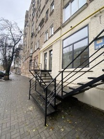 Київ, Шевченківський, вулиця Межигірська 57