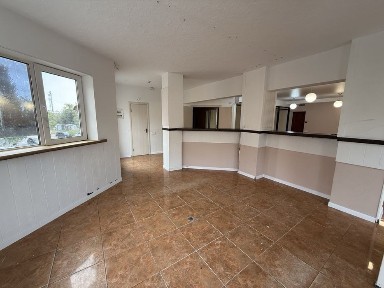 Приміщення два поверхи