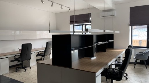 Київ, Печерський, Бассейная 5