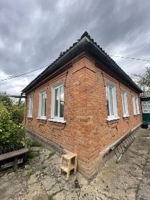 Затишний доглянутий будинок в місті Ромни