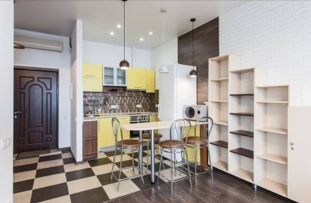 Аренда 1-комнатной квартиры 52 м², Героев обороны Одессы ул., 24