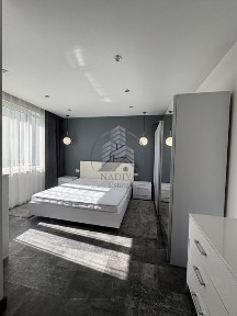 Здається в оренду дворівнева квартира з великою терасою по вул. Яцкова