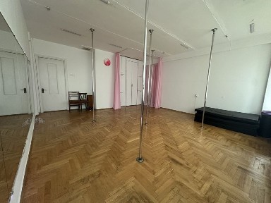 Оренда приміщення в центрі міста.