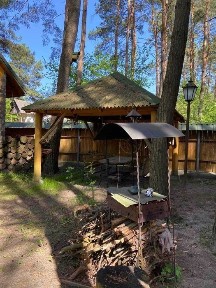 Оренда будинку в сосновому лісі в Брюховичах