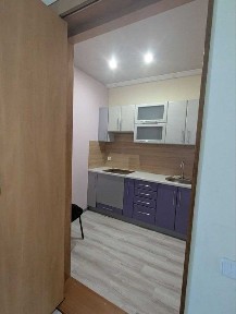 Продаж квартири в центральному районі. З окремим входом. Перший поверх