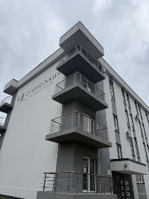 Продається 1-кімнатна квартира з ремонтом та меблюванням