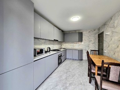 Здається 5-ти кімнатний ТАУНХАУС на Проспекті Незалежності