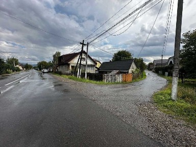 Продається будинок з літньою кухнею в с. В. Бичків