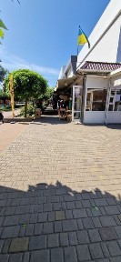 Місце на території ринку