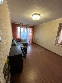 Продажа 2 кімнатної квартири на Космонавтів