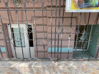 Театральная (Горького) 32 подвальное помещение.