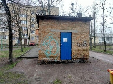 Здам на вул. Євгена Харченка, 25 приміщення на 9 м², від власника