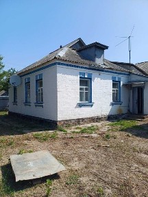 Будинок в селищі Баришівка Київської області