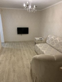 Посуточно двухкомнатная квартира Корабельный район