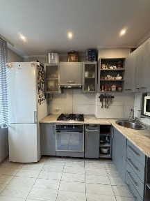 Продаж 2к квартири район 33 Кравчука