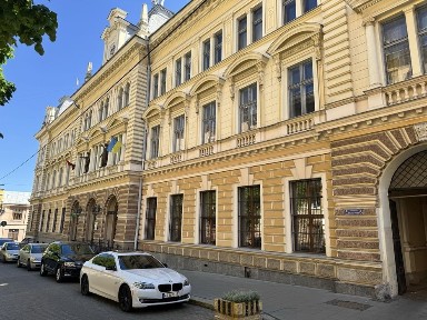 Здам оренда офіс приміщення кабінет 1 поверх центр 54 м2 вул. Поштова