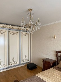 Позняки! Метро 5хв! 1кім. вул. М.Гришка, 8, 44м2.