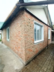 Будинок п. Сєвєрний з ремонтом