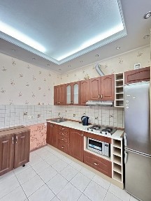 Білоруська вулиця, мікрорайон Лук'янівка, район Шевченківський, Київ, метро Лук'янівська, вул. Білоруська 32 • ID 33582888