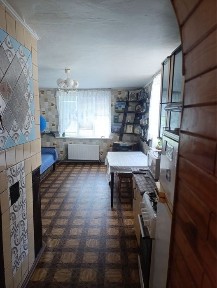 Продам дом в г. Остер в 3 минутах от реки Десна