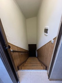 2 ком. посуточно, почасово. вул. Бережанская 3.угол вул. Вокзагьна.