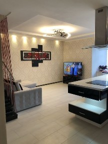 Здається таунхаус