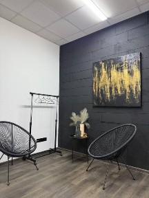 Здам місце в тату студії для тату майстра або майстра бровіста