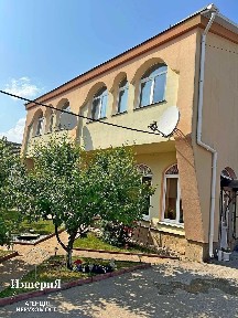 Продаж будинку 177 м²