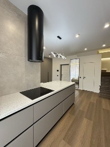 Продається пентхаус на проспекті Незалежності (РОМТІСБУД)