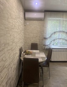 Продається 2-кімнатна чешка