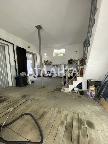 Капітальний гараж + жилий другий поверх, 92 м2.