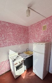 Продам 2 ком. кв на 129 -м квартале в р-не Свитанка ул. Шкапенка 12