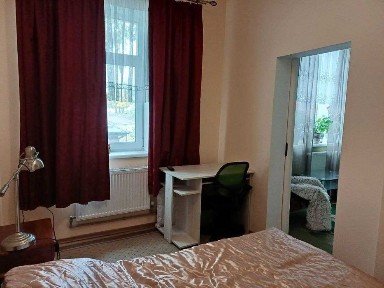 Здам гарну 2- кім. кв. у центрі міста.