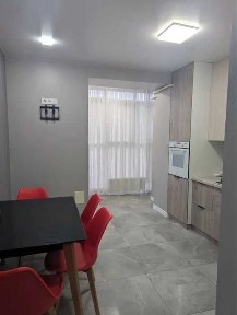 Здається квартира Озерна Перша здача