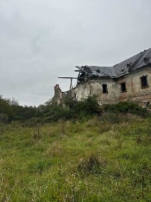 Продається старий замок у Солотвино