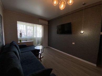 Запоріжжя, Дніпровський, Портова вулиця 6