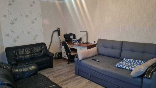 Продам 2-ка Озерне