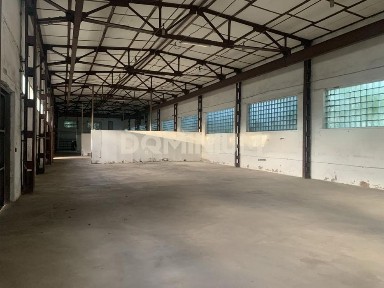 Оренда комерційних приміщень з офісом та навісом у Виноградові