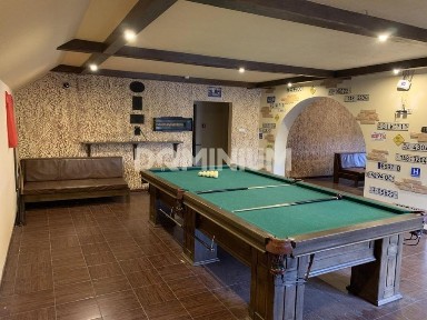 Здається бізнес-комплекс у м. Виноградів, вул. Ардовецька