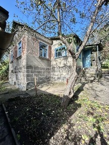 Продається цегляний будинок в місті Шепетівка