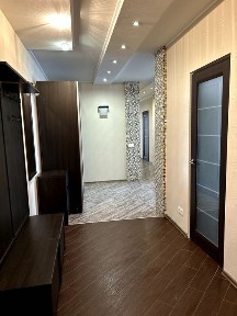 Власник. 4-к квартира в 5 хв від метро Осокорки