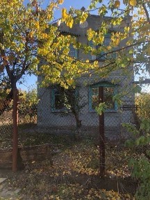 Терміново продам будинок-дачу в Алтестово (справа на пагорбі)