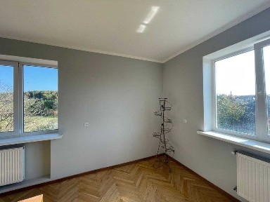 Продаж двоповерховий будинок в с. Липники, ремонт