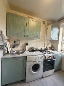 Продам 1к с балконом мкрн. Ювілейний - Співдружності ( Резніченко)