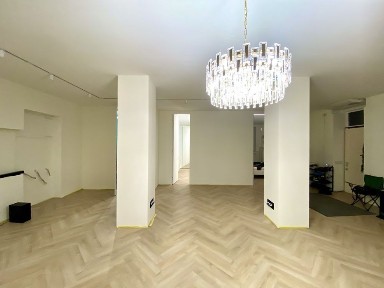 Продам квартиру з ремонтом, біля річки, 110,4 м. кв, поряд з парком